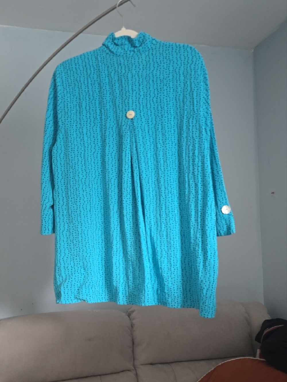 Ali Miles Turquoise Button-Front Textured Shirt - Picture 5 of 11